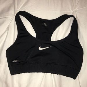 Nike pro sports bra